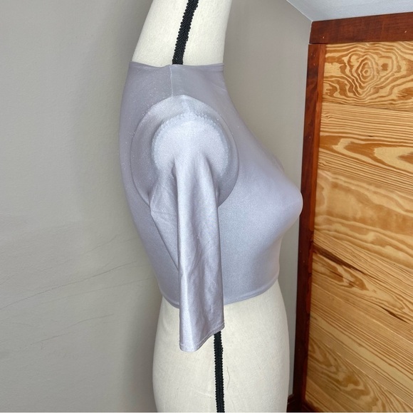 Naked Wardrobe The Sleek T Crop Top in Lavender Purple Extra Small NWT - Picture 4 of 12